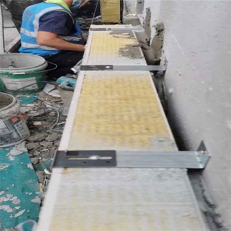 不銹鋼干字件
